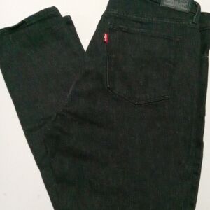 Woman Levis  Black Jeans Size W32 L30